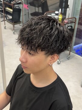 ジーナ 天神(Zina) 【Zina】メンズ/韓国/センターパート/縮毛矯正/福岡/天神/大名