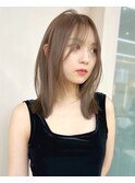 髪の毛が柔らかく見えるマロベージュ