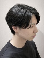 キリ 逗子(kiri) 逗子葉山メンズカットカルマヘアコンマヘアセンターパート眉Y373