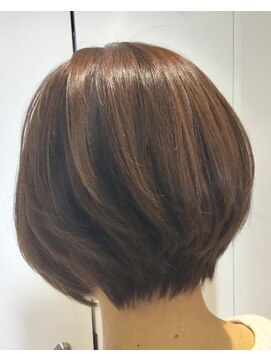 ユーフォリア 銀座本店(Euphoria) 前下がりショートボブ
