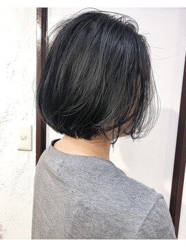 ヘアーアンドアトリエ マール(Hair&Atelier Marl) 【Marl】ブラックカラーに抜け感のあるシンプルなボブ♪