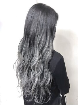 ナスキィ(Naski) シールエクステでグラデーションに大変身☆