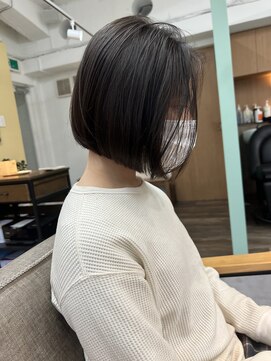 ローカル 飯田橋(Local) クールなシャープボブ