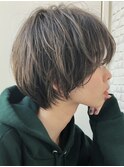 顔周りレイヤーカットくびれヘアミルクティーベージュカラー