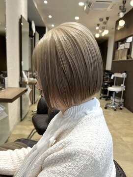 アヤナ バイ アヤラ(ayana by ayala) 【TAIGA】くすみブロンド×ボブ 浦安/新浦安/南行徳