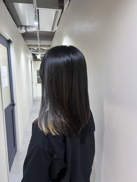 ビー(Be) インナーカラーミディアムスタイル