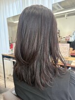 ウイ バイ ファースト 北四番丁店(u'i by first)&nbsp;大人レイヤー×ナチュラルピンクベージュ