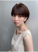 丸みショートセンターパートハンサムショートくびれショート