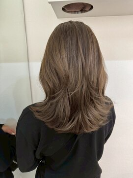 ムード(MOOD,) 暗めカラー/グランマッシュ[レイヤーカット/髪質改善/銀座]