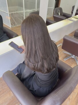 ヒップスアイズ(Hip's eyes) アッシュブラウン/艶カラー/ブリーチなし