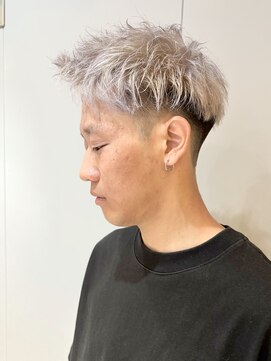 ミクマル(micmal) 無造作メンズベリーショート★ツーブロックホワイトカラー