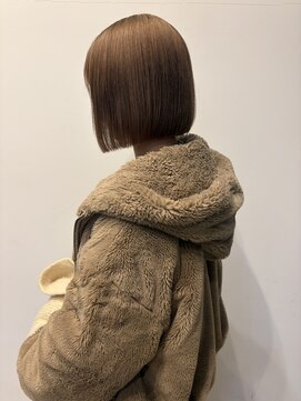 ロックス バイ マグ 松本(rocks BY MAG) 20代30代透明感ミルクティーベージュ丸みボブ