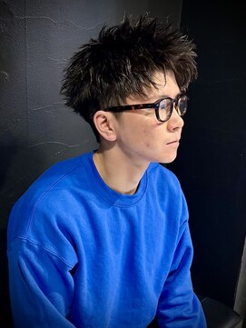 アウル 心斎橋(owl) 【ツイストパーマ×ジェットモヒカン】短髪/刈り上げ/men's