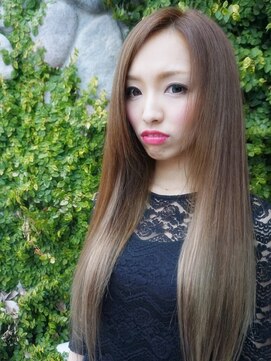 ヘアアンドメイク サファイア 豊橋店(ヘア&メイク SAPPHIRE) #プラチナカラー#プルエクステ#かわいい#ギャル#モデル#撮影