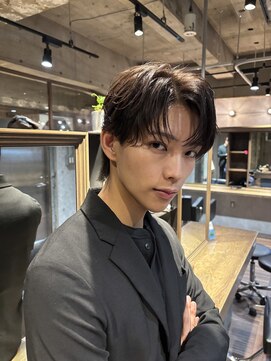 ブチメンズヘア(Buchi MEN'S HAIR) 韓国風コンマセンターパート