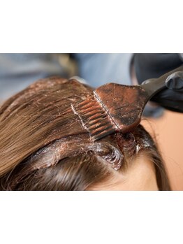 妥協のない最高の美髪へ【エッセンシティカラー+カット\9504】使い続けるほど自然で艶のある素髪に導きます