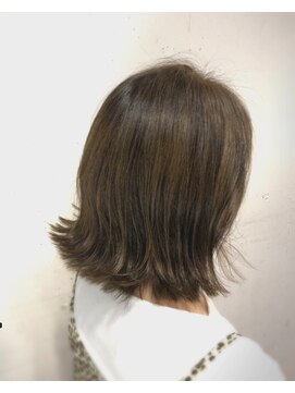 フリーダムデザイン(FreeDoM Design hair&nail) 外ハネボブ 【代々木上原、渋谷】