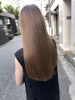 カミエ(kamie) ◎艶ベージュ　明るめカラー　髪質改善