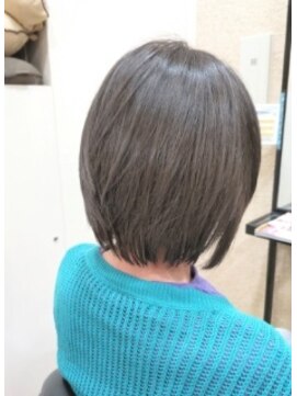 エイチ エアー ダヴ H air DAV調布北口 カーキーブラウンカラー