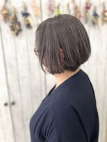 プレッティ フォー ヘア(PRETTY FOR HAIR)&nbsp;白髪ぼかしハイライト×ショートボブ