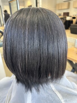 イル(ile) 髪質改善ストレート