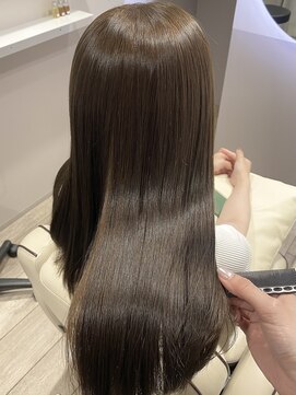 エレノア 新宿西口店(Eleanor) オリーブベージュ