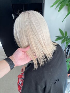 ロイス 渋谷(ROIS) ボブルフ/ネビージュ/小顔/ワンレン/スモーキーアッシュ[渋谷駅]