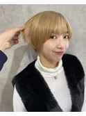 前髪あり耳掛け丸みくびれショートボブ20代30代40代50代60代