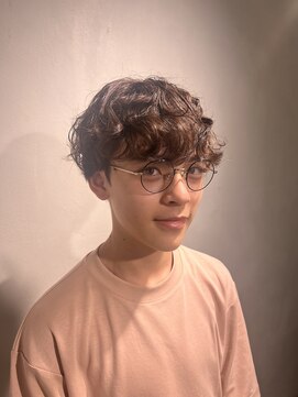 アカヒゲ 新札幌店(AKAHIGE) 癖毛風シャドウパーマ キッズカット スパイラルパーマ