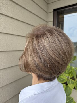 サロンドゥシェノン(Salon de chainon) ショート×ハイライト