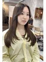 クラシカ(classika)&nbsp;低めレイヤーカット×ショコラブラウン♪