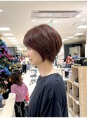 大人ショートボブ/ミルクティーブロンド/ダークブルー/平塚駅