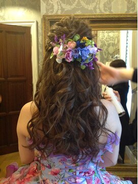 美容室 パルス 静岡鷹匠店(PALS) ふわふわハーフアップ