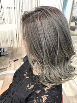 ヘアーサロン イルア 北越谷(hair salon I'LUNA)&nbsp;シルバーグレージュ