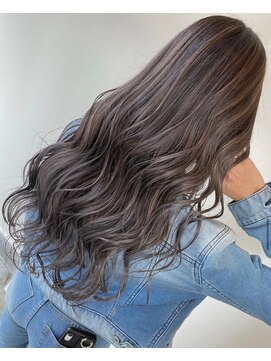 ロンド レア 天神大名店(Lond Le’a) シルバー×ハイライト[天神大名/博多/福岡天神]