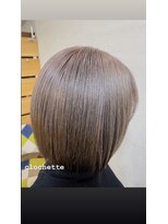 クロシェットヘアデザイン ミルクティーベージュボブ