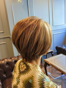 サロンドエー(SALON DE A) 丸みショートボブ。【港南台駅/本郷台駅/洋光台駅】