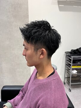 ステアーズ(Stairs) アップバングショート