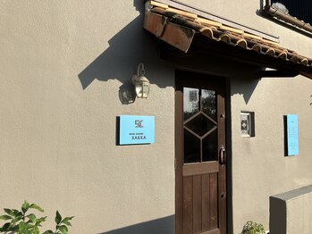 HAIR　SALON　SAKKA