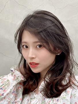 レヴィア(REVIA) レイヤーカット前髪カット髪質改善トリートメント