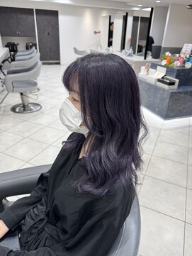 アース 高田馬場店(HAIR&MAKE EARTH) ラベンダーパープルで魅せる透明感!大人可愛い韓国風ミディアム