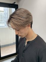 リグ 横浜(Lig.)&nbsp;シースルーフェザーセンターパートブリーチ＆ダブルカラー横浜駅