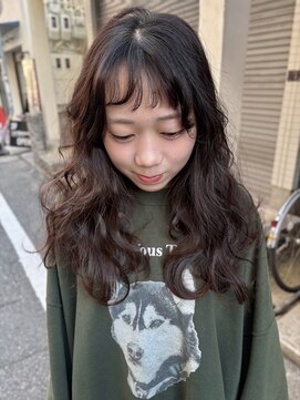 エヴリンアンドペイジ(Evelyn&paige) ウェーブヘア/コテ巻きスタイル【神戸元町/水原】