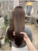 "ツヤツヤ"酸性縮毛矯正