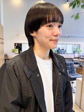 マッシュウルフ　ショートボブ