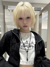 ヴィヴィー 福岡天神店(VIVIE)&nbsp;ハチ張り解消ウェーブボブと抜きっぱなしブロンド♪