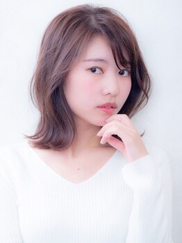 ベテラン女性スタイリストが担当！入念なカウンセリングで、ご要望通りの再現性の高いスタイルを実現◎