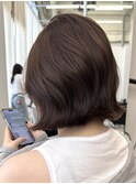 栄ベージュフェミニンミディアムヘア