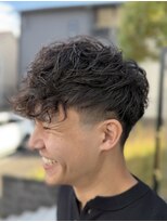 アース 長久手店(HAIR & MAKE EARTH)&nbsp;スペインカール風ニュアンスパーマ×フェード