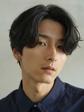 レタッチバイフィフス(RETOUCH by fifth) センターパートニュアンスパーマシャドウパーマフェザーパーマ